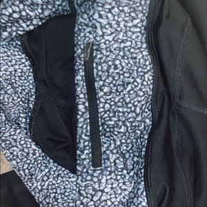 NIKE Dry Fit Capri Leggings